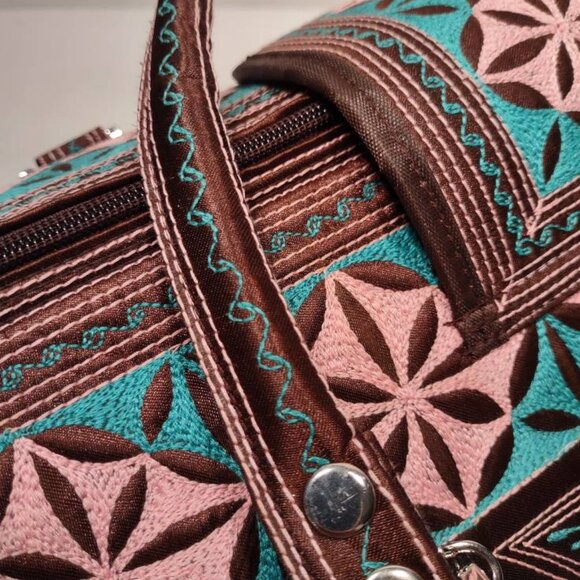 NWT Banda Bag Weekender - Picture 6 of 11